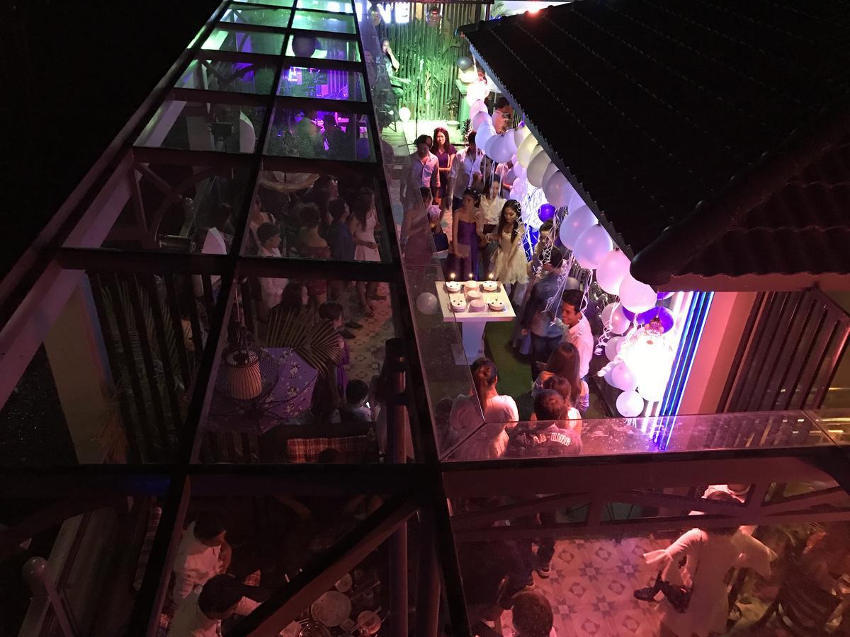 Jasmine Hotel& Sky Bar Battambang Exterior photo