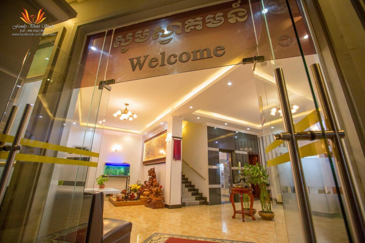 Jasmine Hotel& Sky Bar Battambang Exterior photo