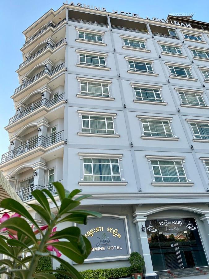 Jasmine Hotel& Sky Bar Battambang Exterior photo